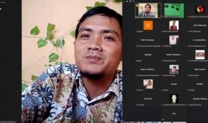 Peserta Pelatihan Menulis Berita yang digelar Bawaslu Kabupaten Tanggerang, secara virtual via zoom, Senin (30/8/2021)