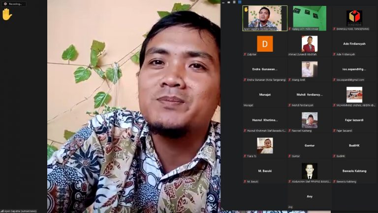 Peserta Pelatihan Menulis Berita yang digelar Bawaslu Kabupaten Tanggerang, secara virtual via zoom, Senin (30/8/2021)