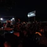 Tampak para pemuda di Belitang nongkrong di Alun Alun Sebiduk Sehaluan Belitang, Sabtu Malam, (8/6/20240).