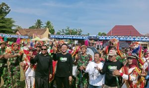 AMM Gelar Jalan Sehat Karnaval Gebyar 79 HUT RI